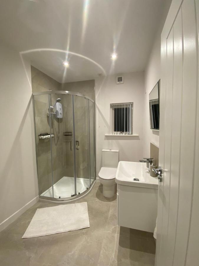 Cosy Loft Apartment Балликасл Экстерьер фото